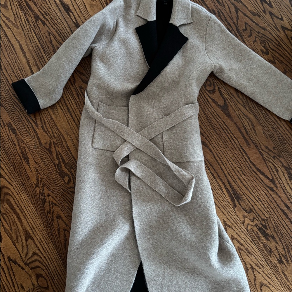 LINE Monet Wrap Coat - Mint Condition - Picture 2 of 3